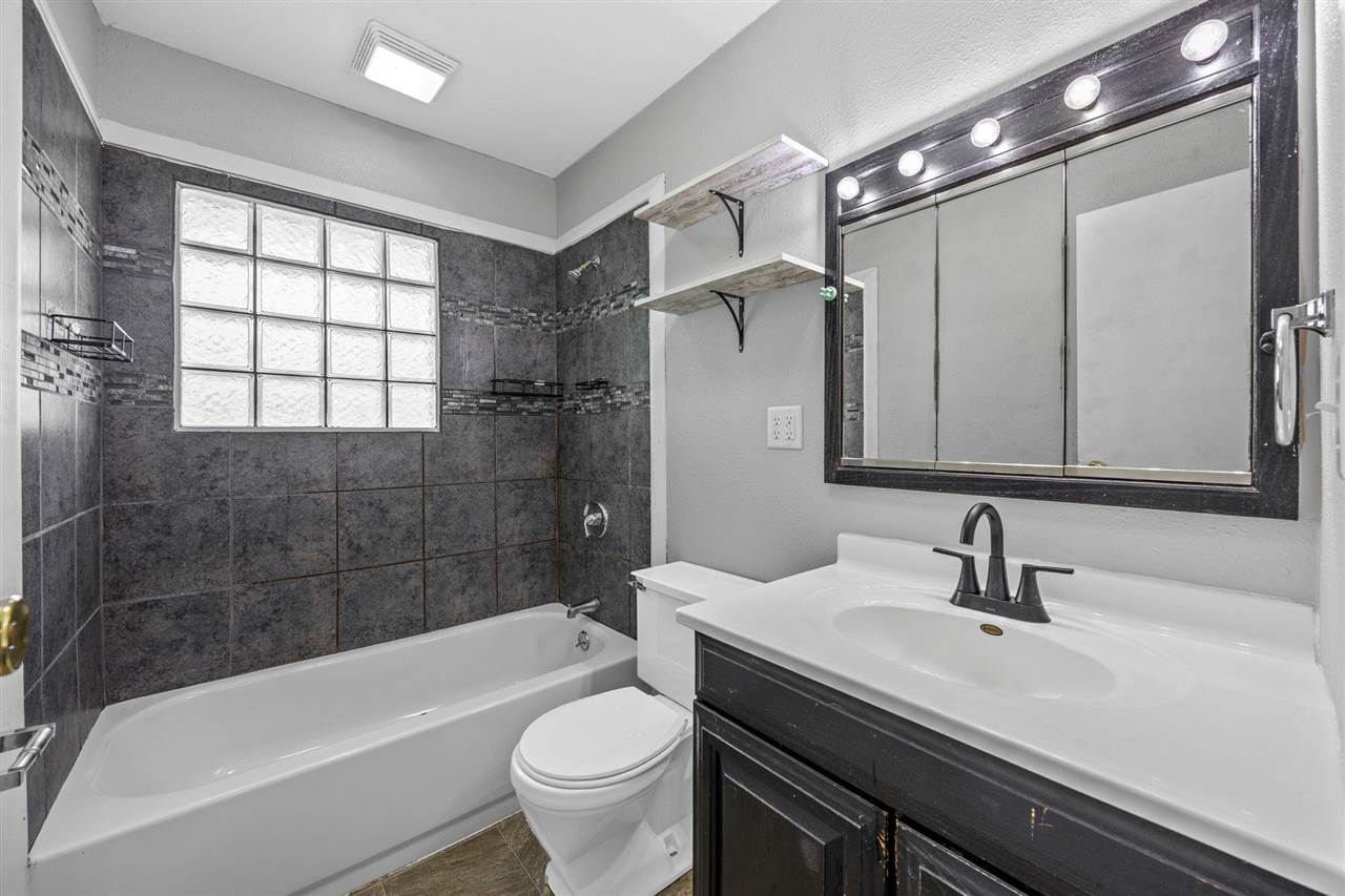 5635 Cornell Street SW Cedar Rapids IA 52404