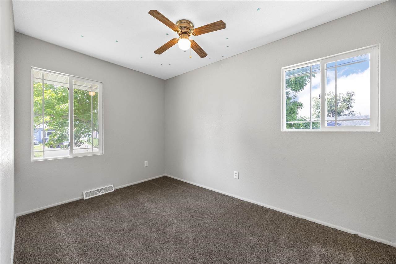 5635 Cornell Street SW Cedar Rapids IA 52404