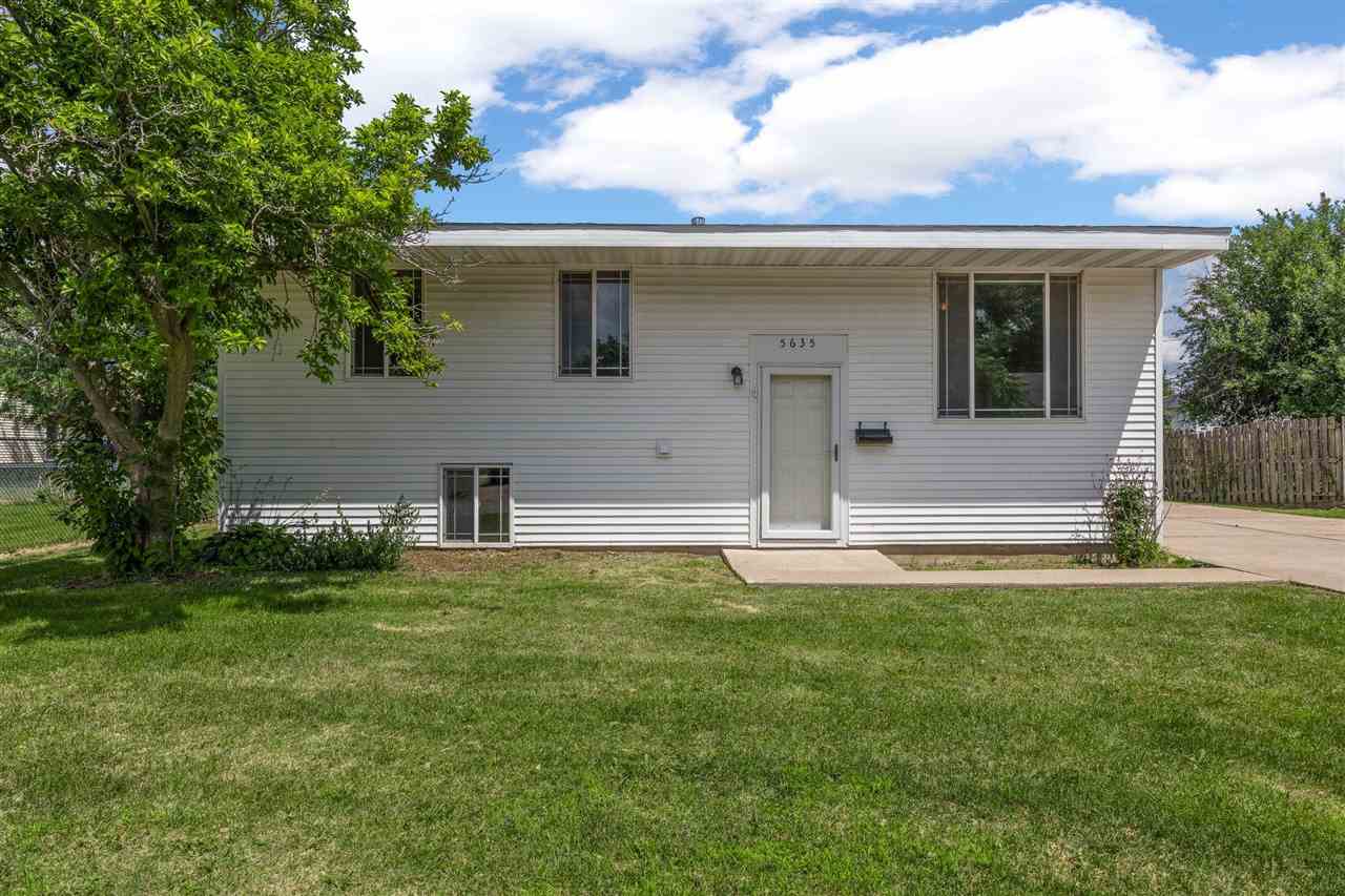 5635 Cornell Street SW Cedar Rapids IA 52404