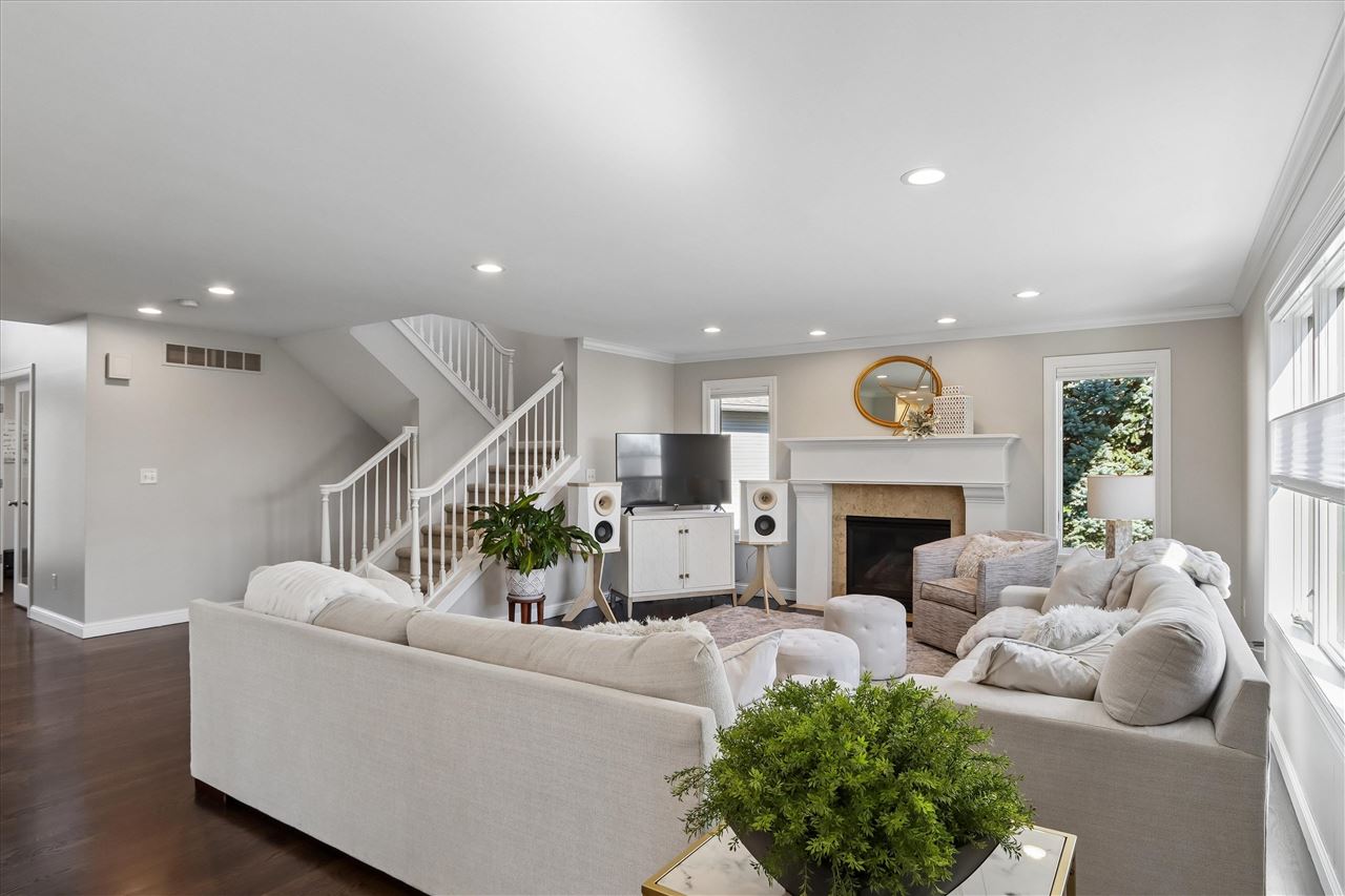 70 Larkspur Court Iowa City IA 52246