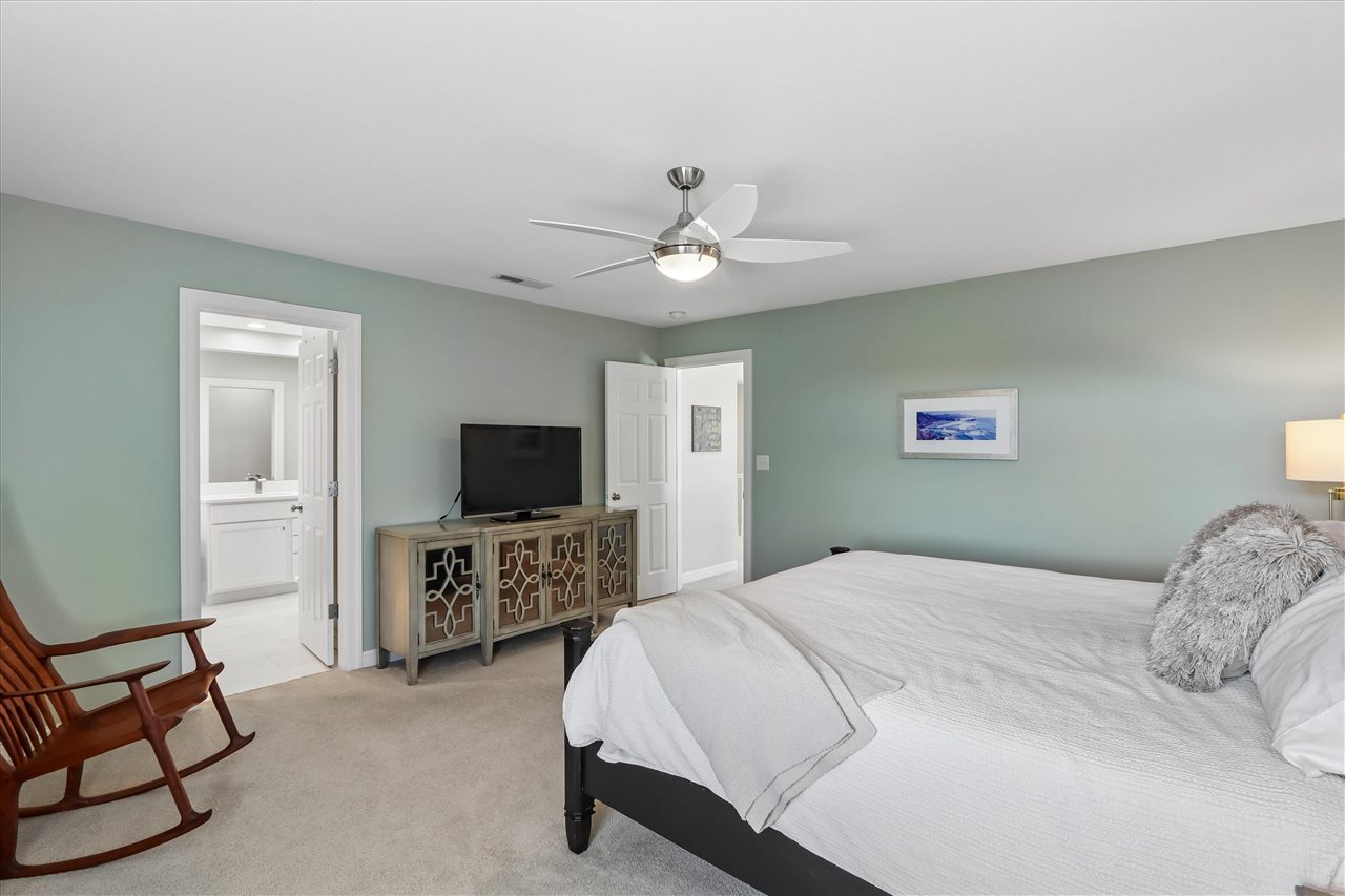 70 Larkspur Court Iowa City IA 52246