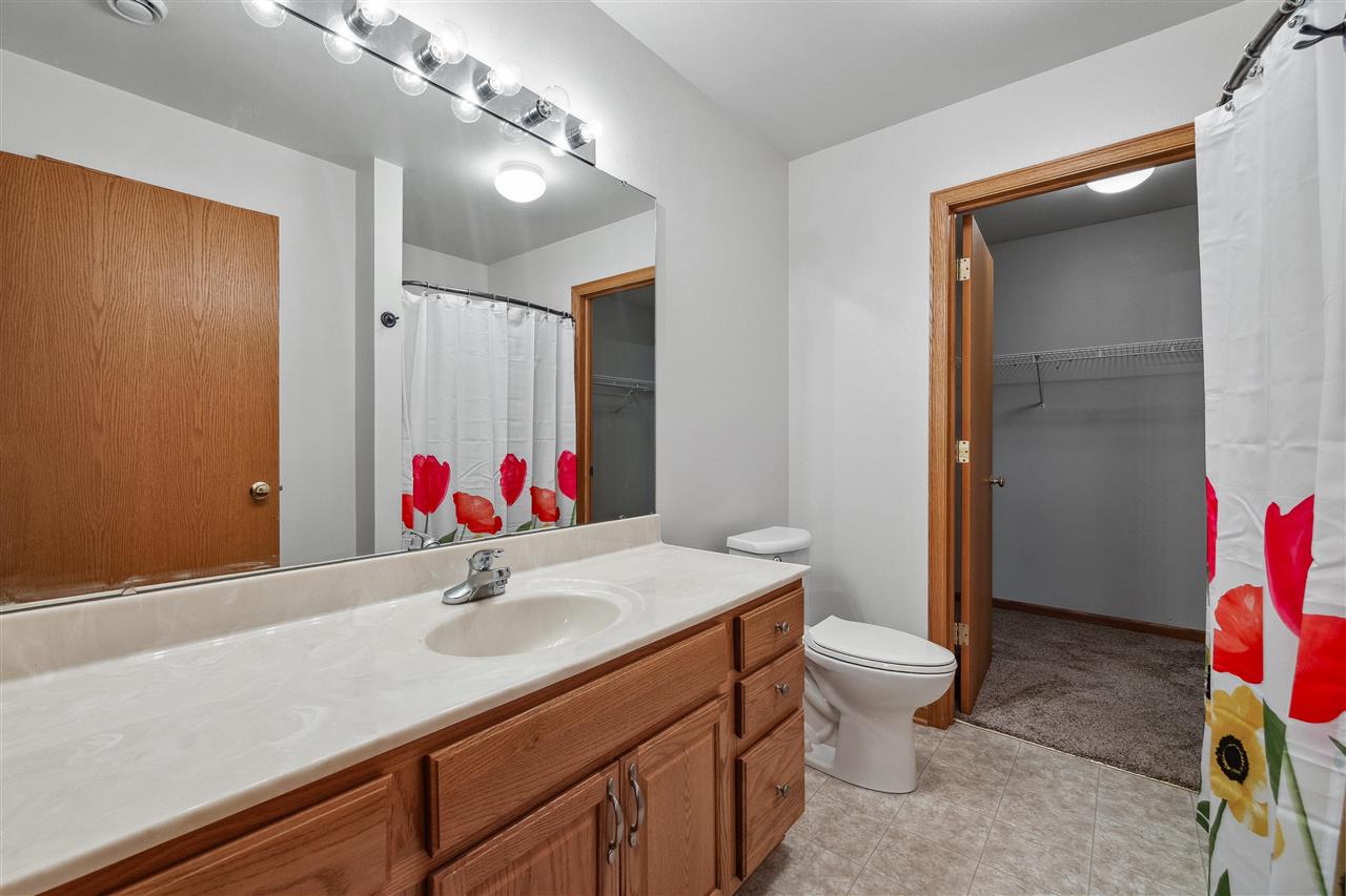 104 Country View Drive Mechanicsville IA 52306