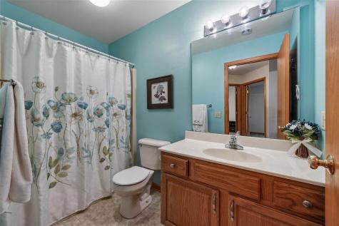 104 Country View Drive Mechanicsville IA 52306