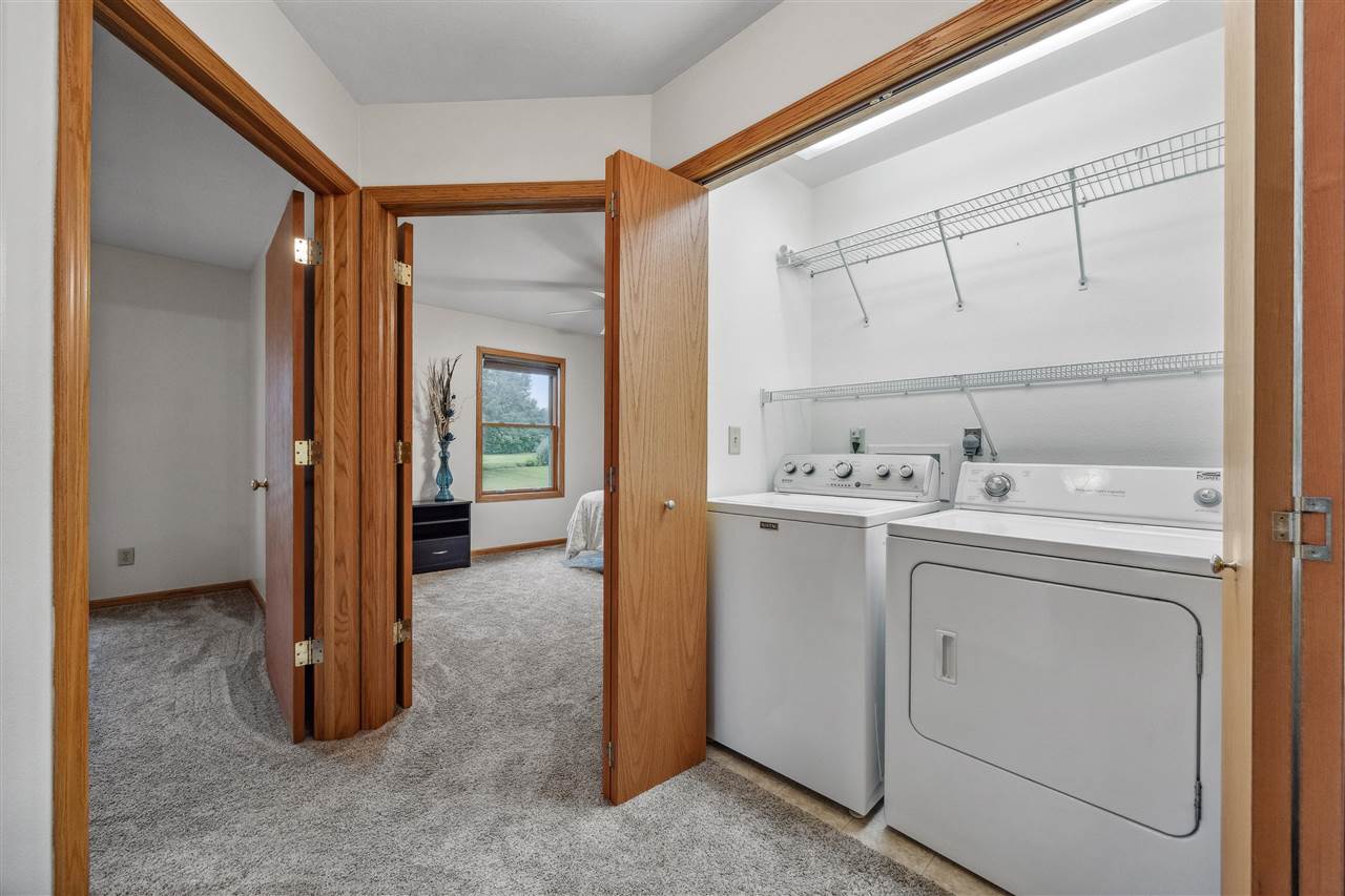 104 Country View Drive Mechanicsville IA 52306