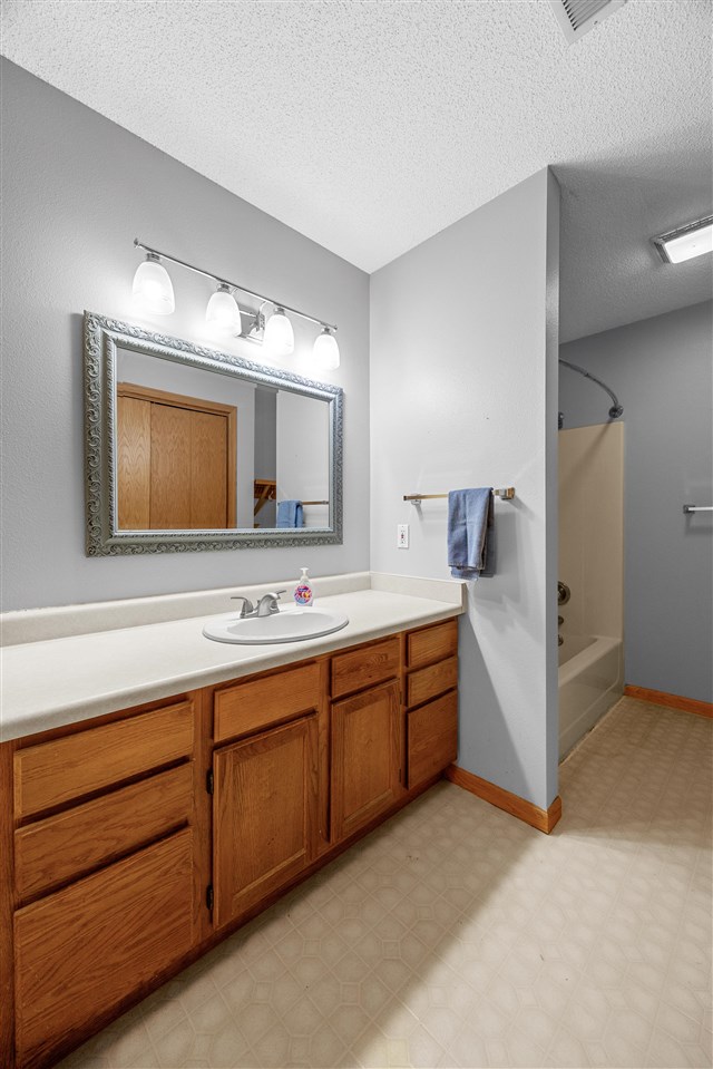 2231 14th Street Coralville IA 52241