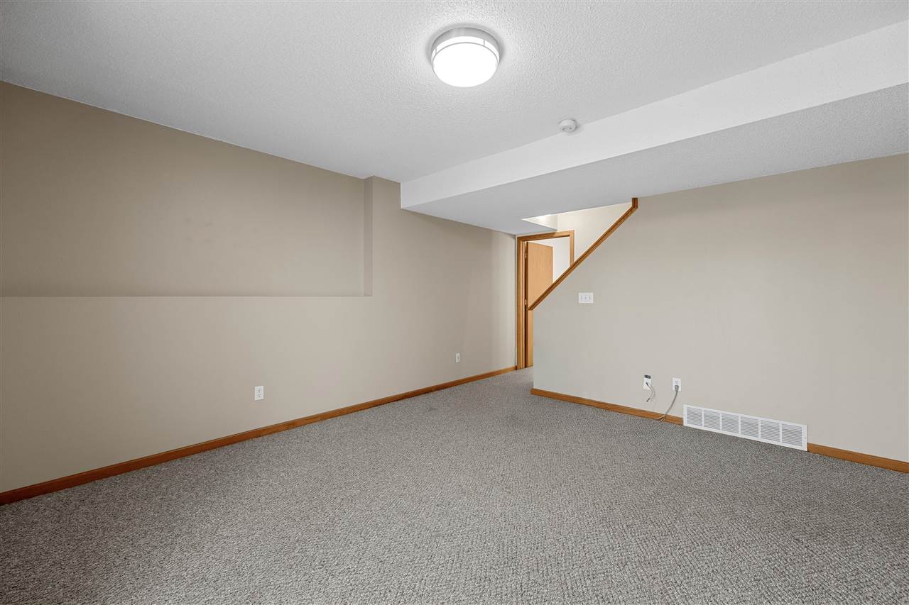 2231 14th Street Coralville IA 52241