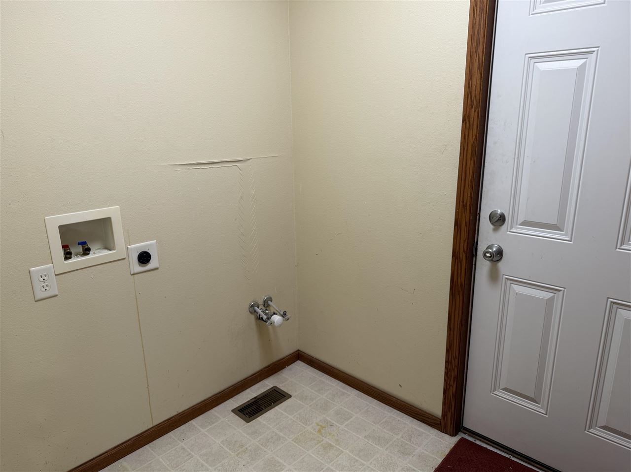 1164 Kyle Drive NE Iowa City IA 52240