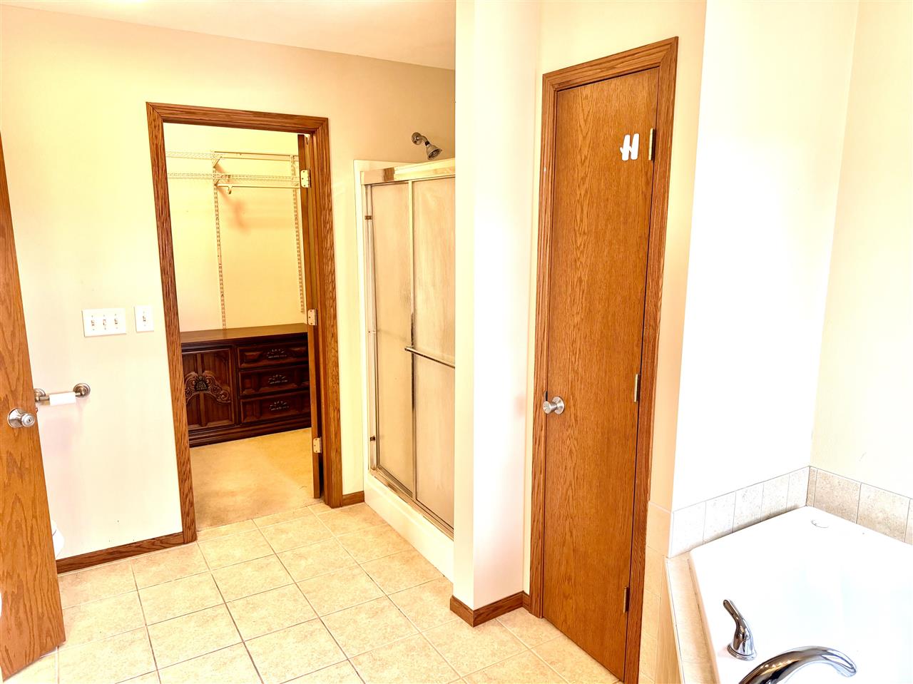 1164 Kyle Drive NE Iowa City IA 52240