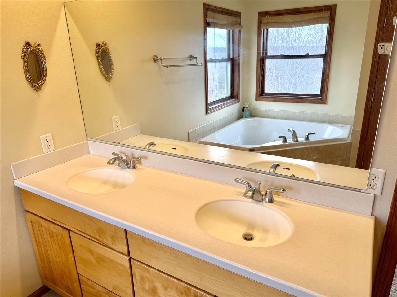 1164 Kyle Drive NE Iowa City IA 52240