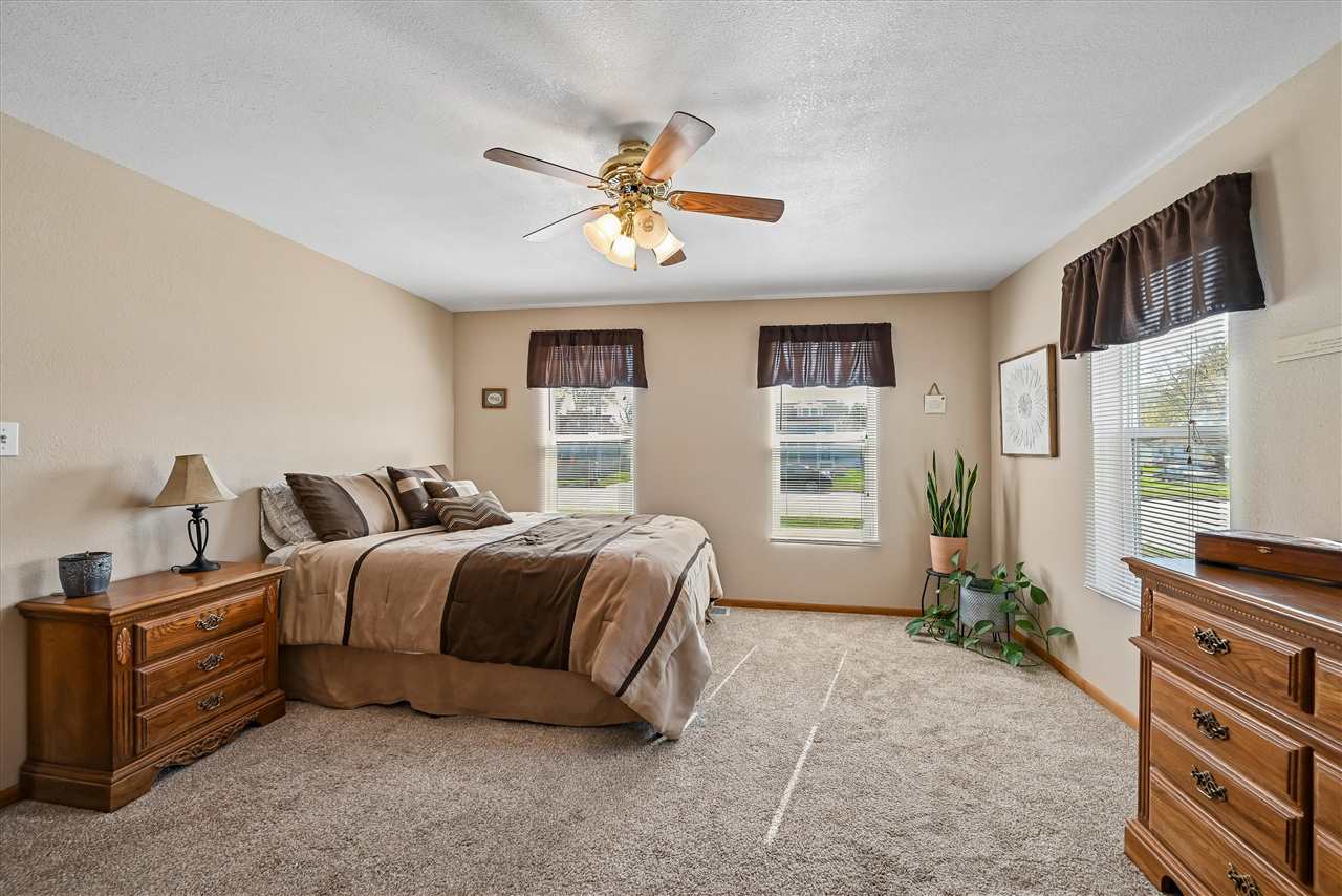 718 E Main Street Central City IA 52214