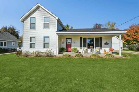 718 E Main Street Central City IA 52214