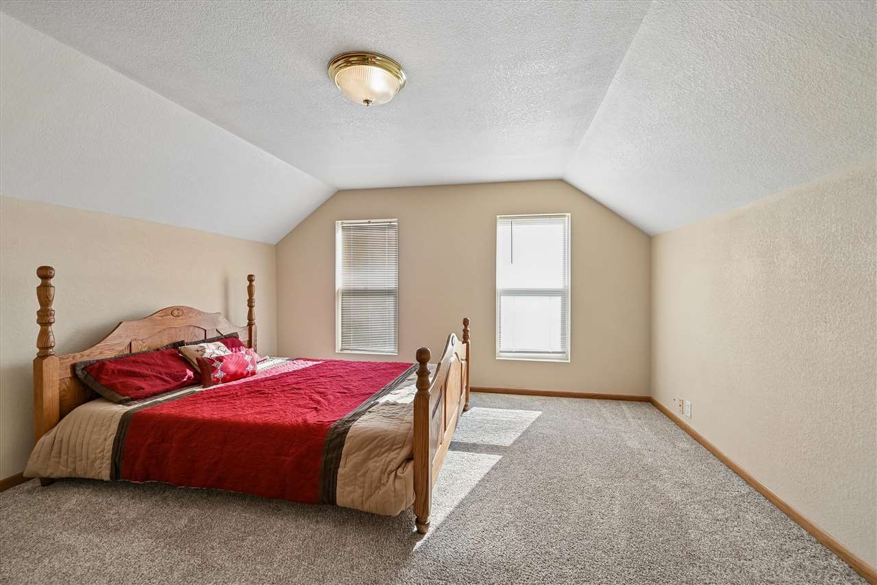 718 E Main Street Central City IA 52214