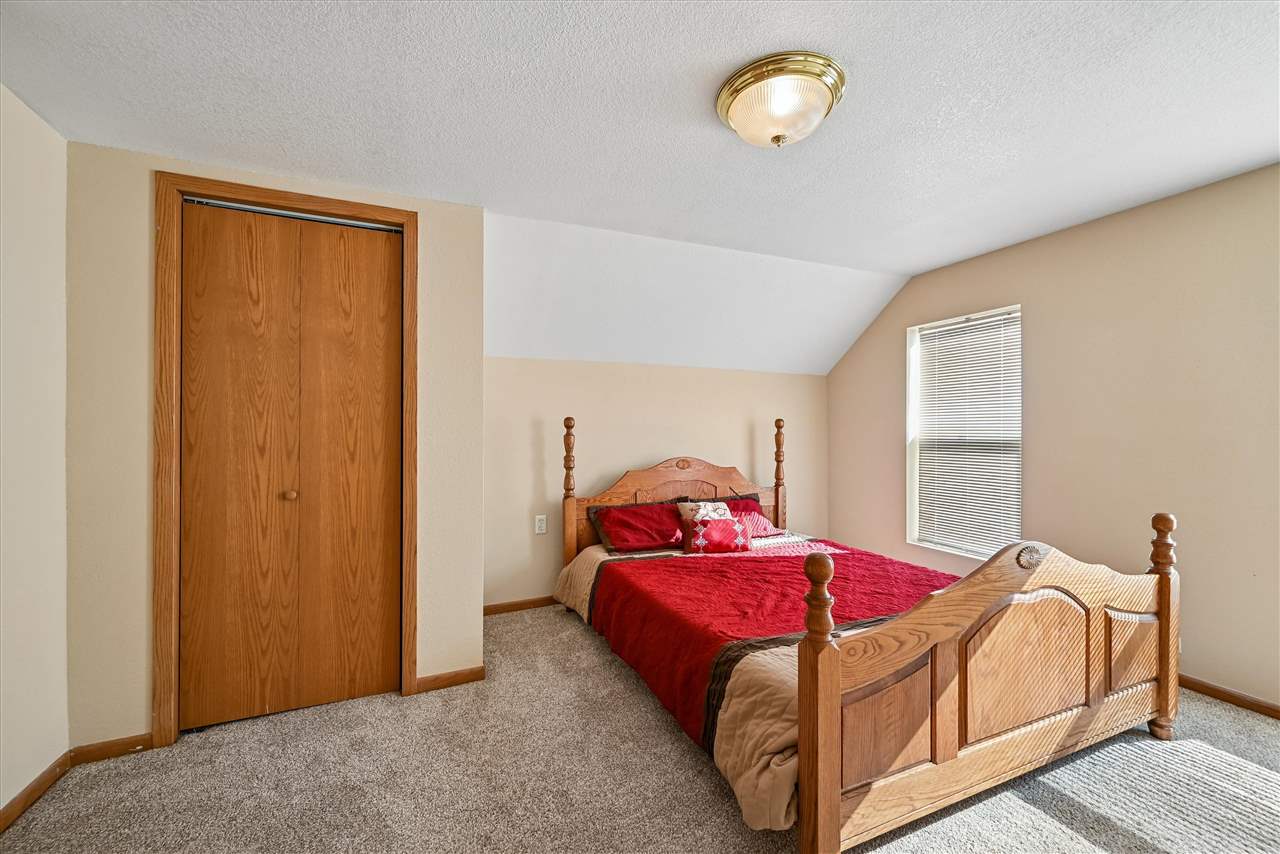 718 E Main Street Central City IA 52214