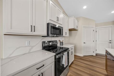 6315 Prairie Rose Circle SW Cedar Rapids IA 52404