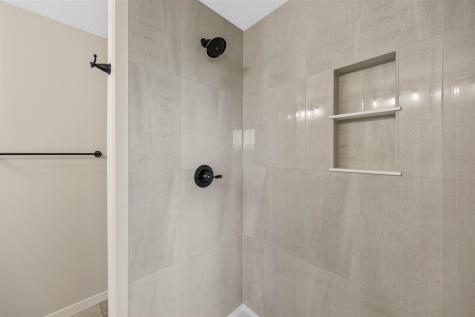 6315 Prairie Rose Circle SW Cedar Rapids IA 52404