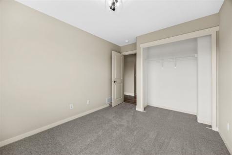 6315 Prairie Rose Circle SW Cedar Rapids IA 52404