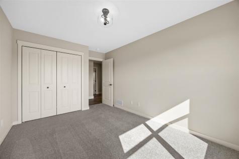 6315 Prairie Rose Circle SW Cedar Rapids IA 52404