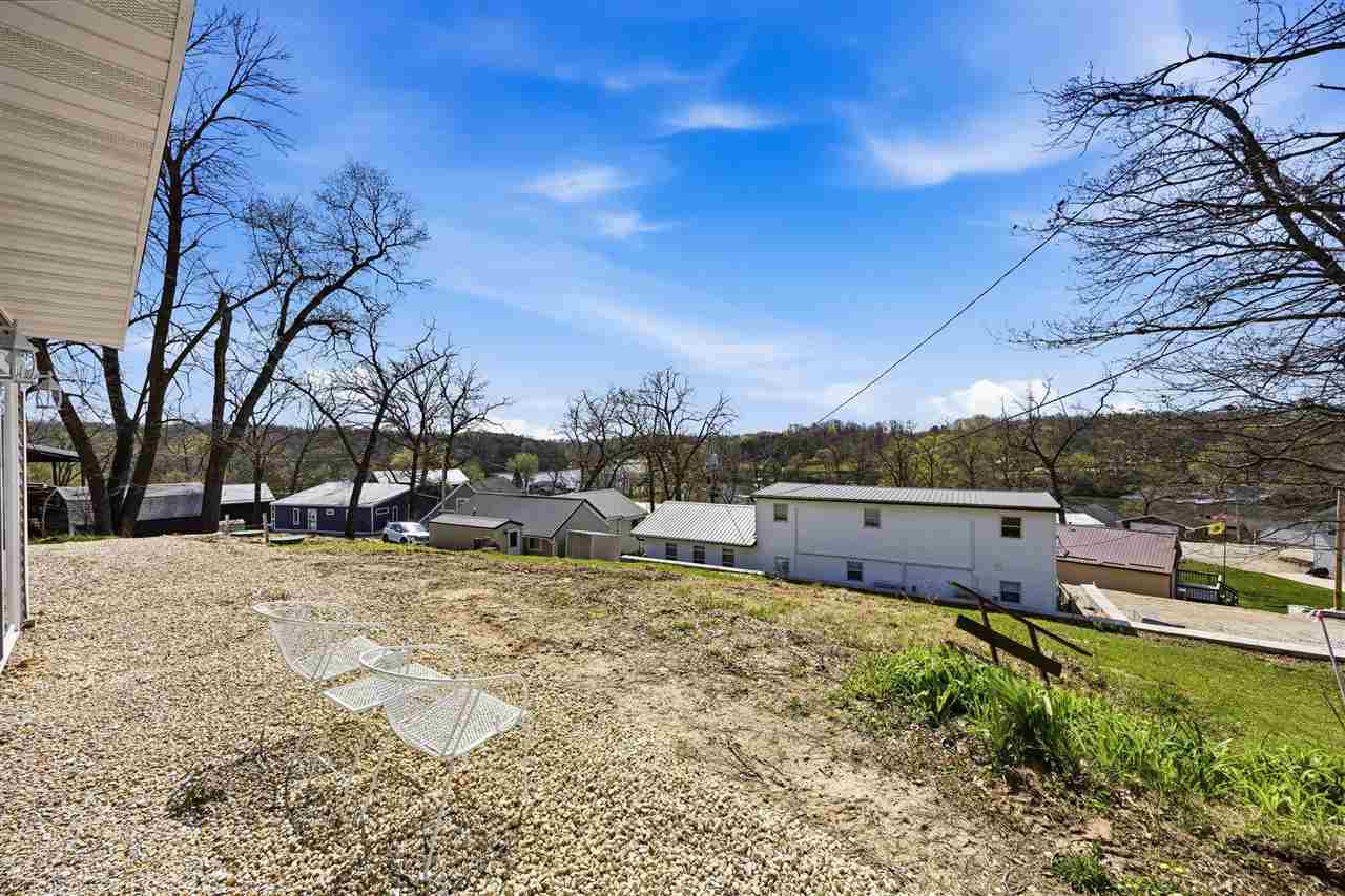 21686 257 Street Delhi IA 52223