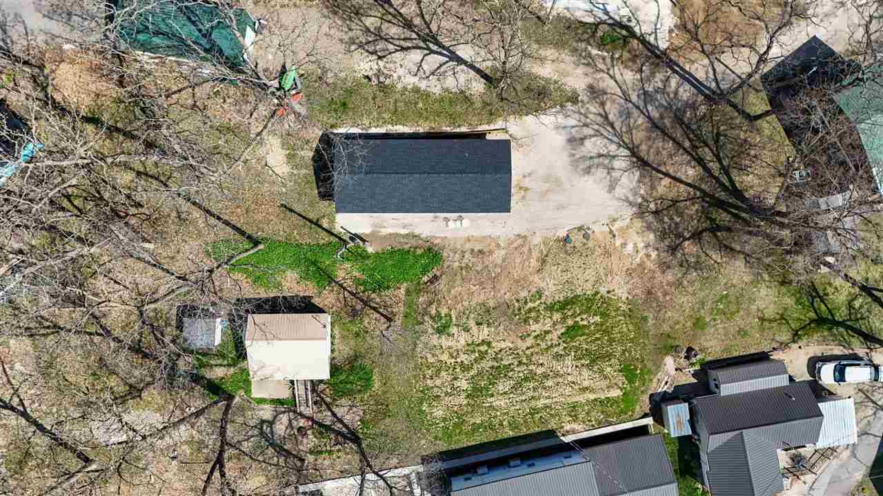 21686 257 Street Delhi IA 52223