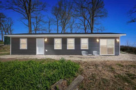 21686 257 Street Delhi IA 52223