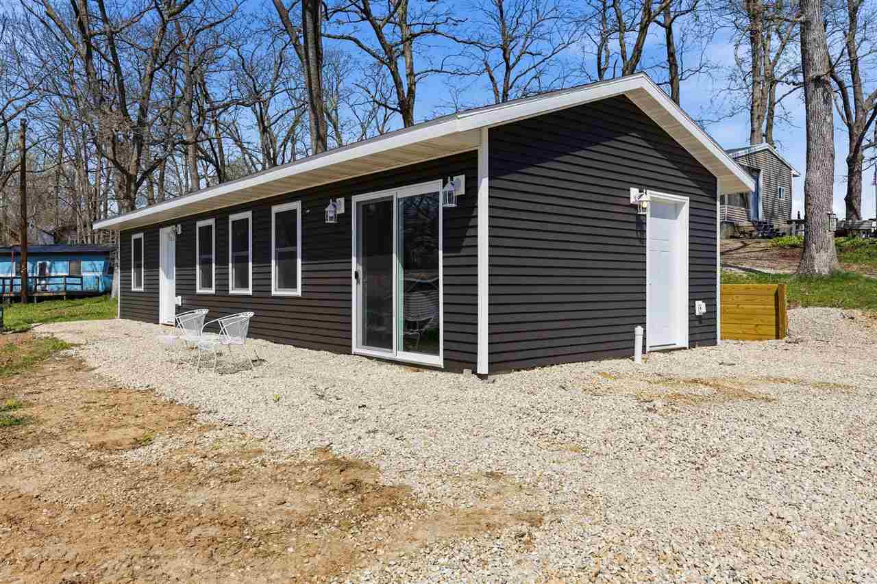 21686 257 Street Delhi IA 52223