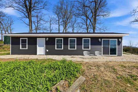 21686 257 Street Delhi IA 52223