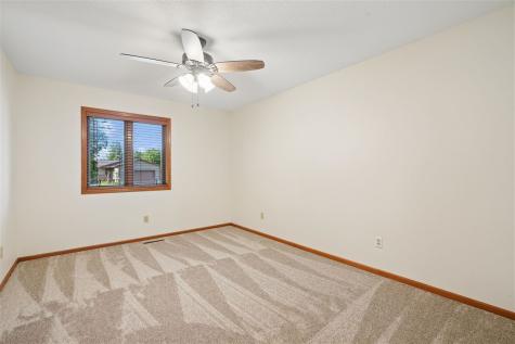 460 West B Avenue Walford IA 52351