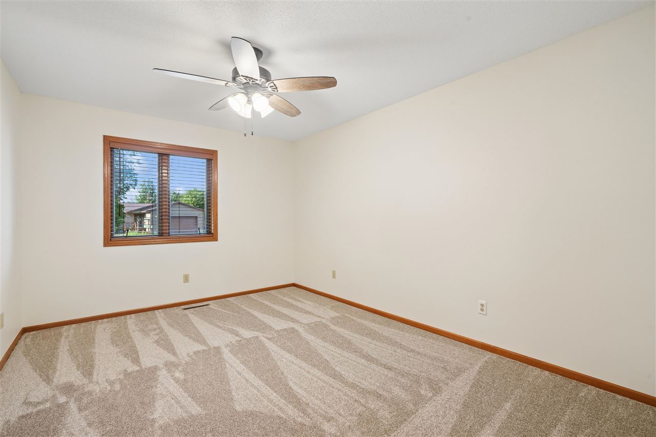 460 West B Avenue Walford IA 52351