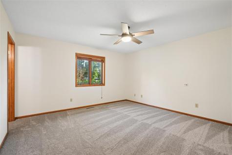 460 West B Avenue Walford IA 52351