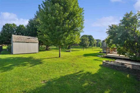 460 West B Avenue Walford IA 52351