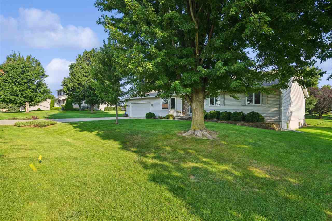 460 West B Avenue Walford IA 52351