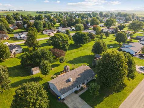 460 West B Avenue Walford IA 52351