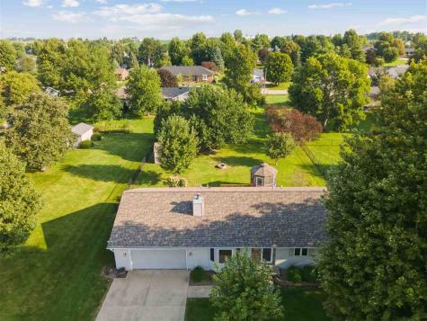 460 West B Avenue Walford IA 52351