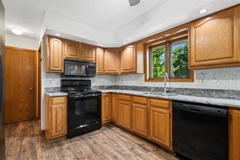 460 West B Avenue Walford IA 52351
