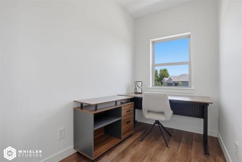 1305 Frontier Loop Iowa City IA 52240