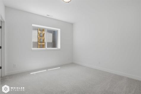 1305 Frontier Loop Iowa City IA 52240