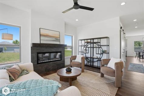 1305 Frontier Loop Iowa City IA 52240
