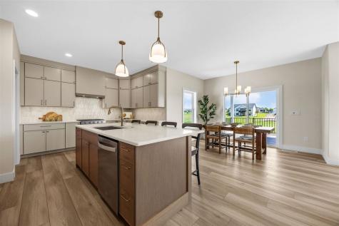 5501 Silver Ridge Road Marion IA 52302