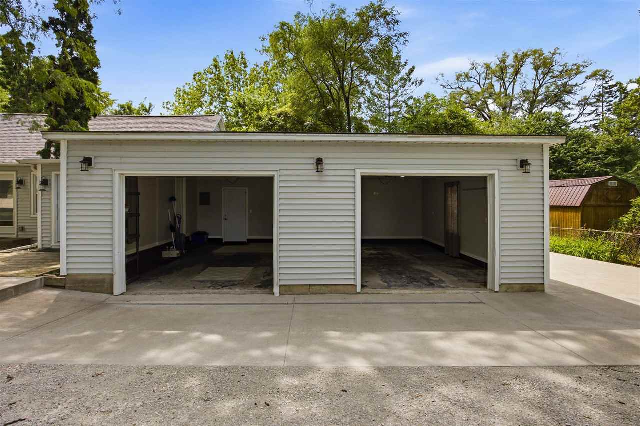 2112 F Street Iowa City IA 52245