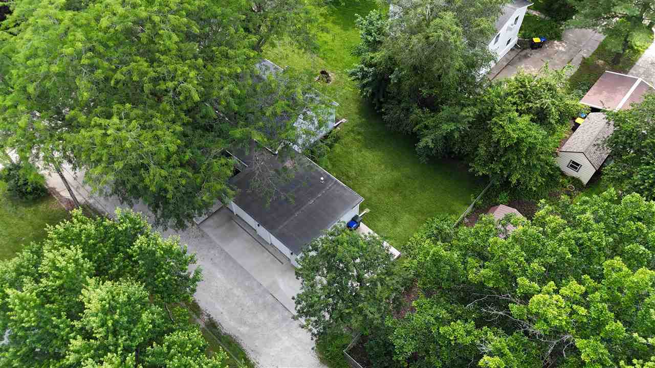 2112 F Street Iowa City IA 52245