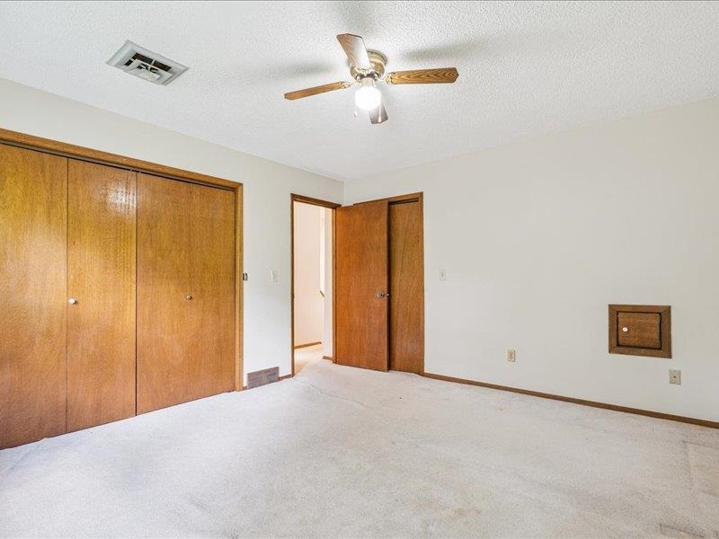 1912 North Ridge Drive Coralville IA 52241