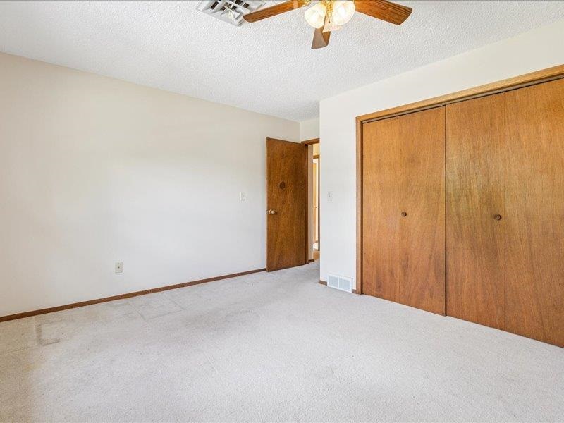 1912 North Ridge Drive Coralville IA 52241