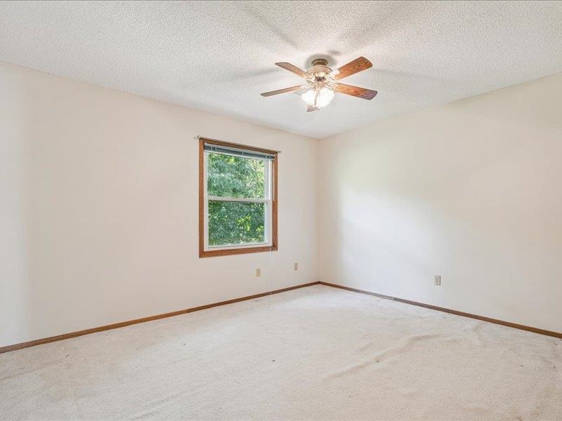 1912 North Ridge Drive Coralville IA 52241