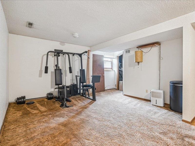 1912 North Ridge Drive Coralville IA 52241