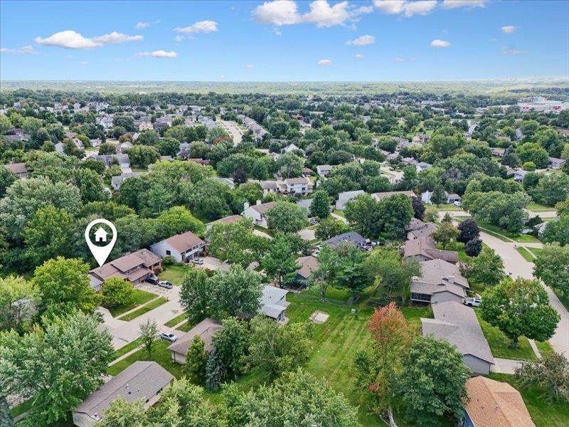1912 North Ridge Drive Coralville IA 52241