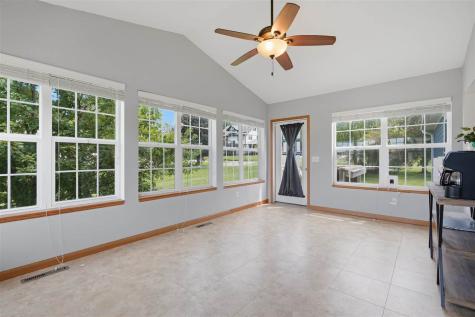 801 Hampton Drive Williamsburg IA 52361