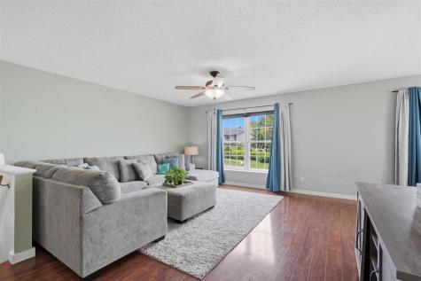 801 Hampton Drive Williamsburg IA 52361