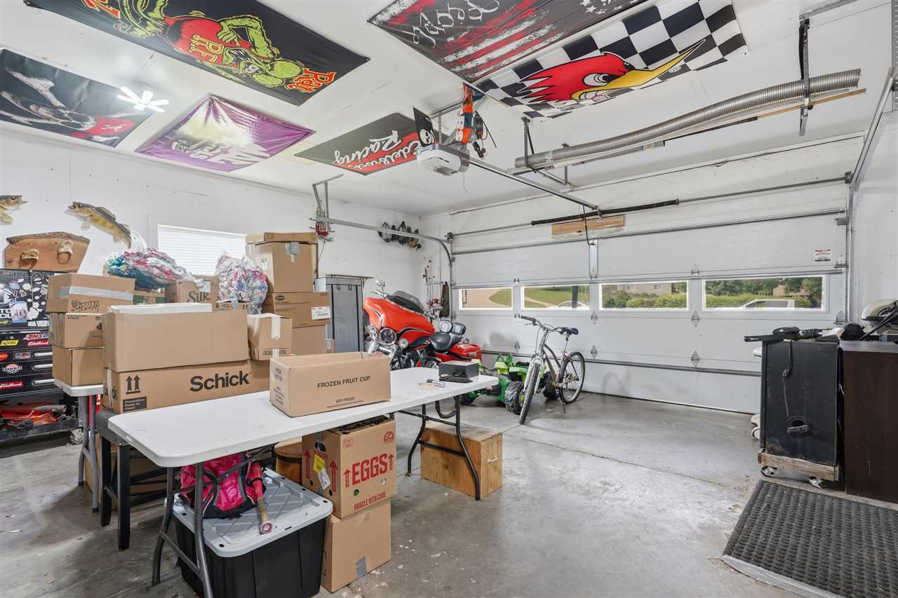 801 Hampton Drive Williamsburg IA 52361