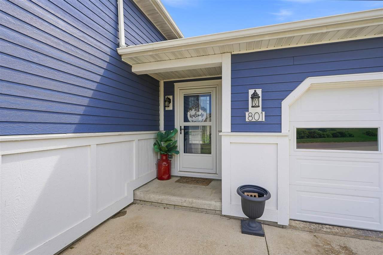 801 Hampton Drive Williamsburg IA 52361