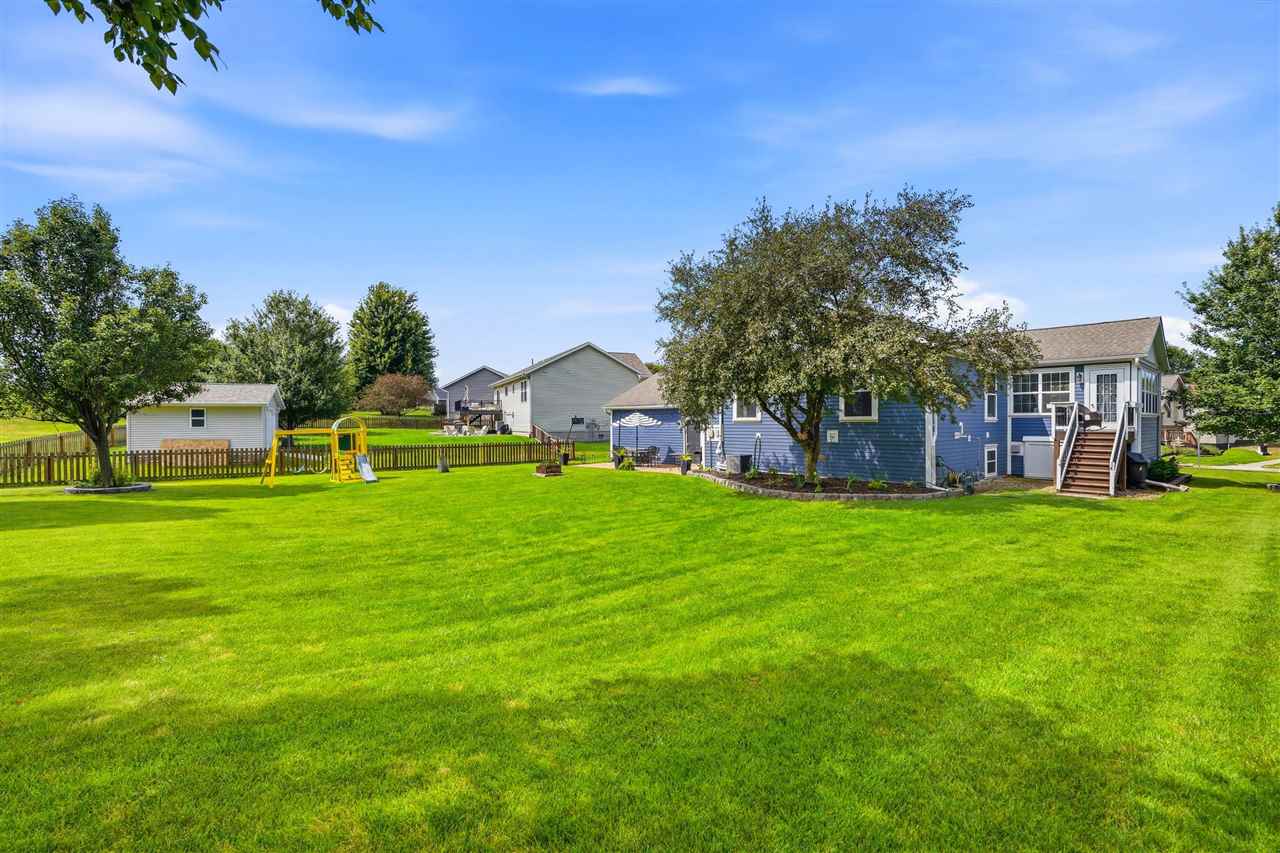 801 Hampton Drive Williamsburg IA 52361